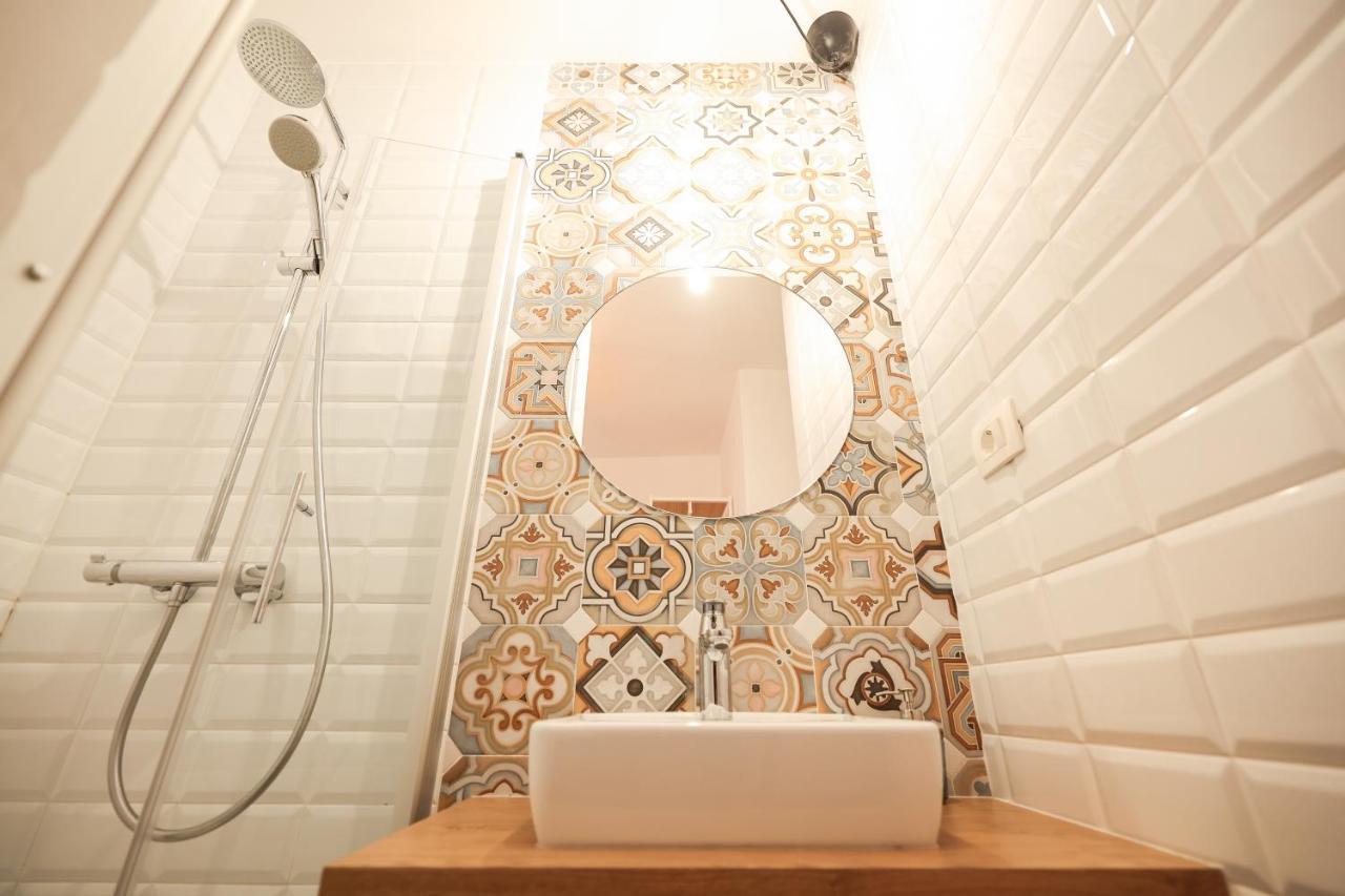 Zaratino Rooms Luaran gambar